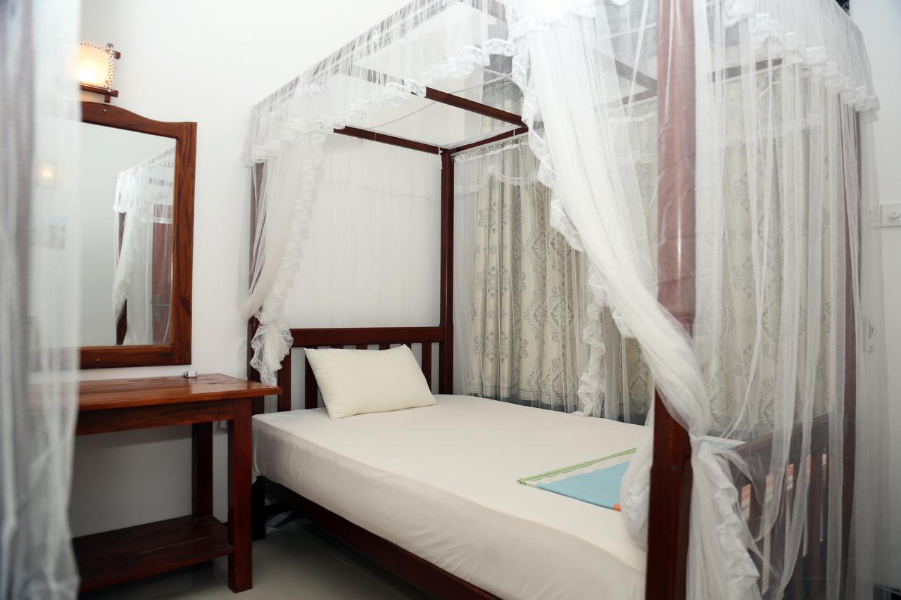 Gihan Guesthouse Мириса Екстериор снимка