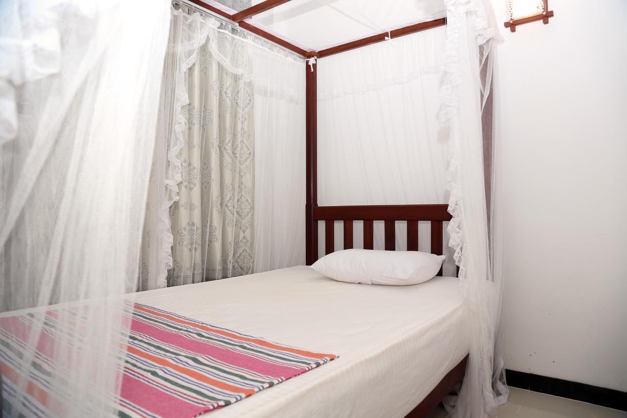 Gihan Guesthouse Мириса Екстериор снимка