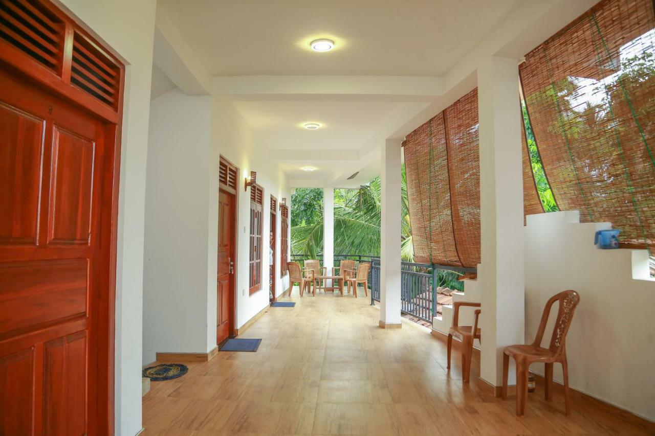 Gihan Guesthouse Мириса Екстериор снимка