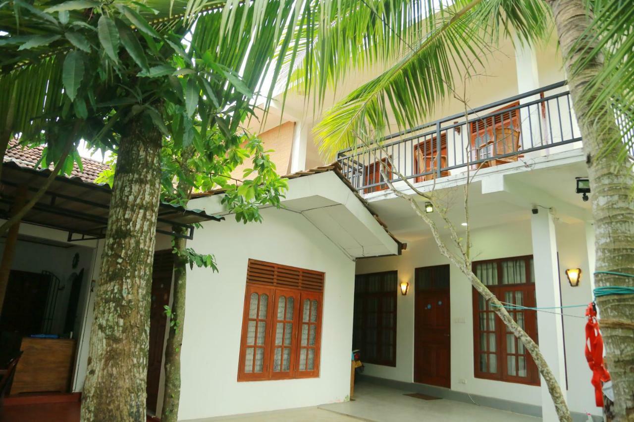 Gihan Guesthouse Мириса Екстериор снимка