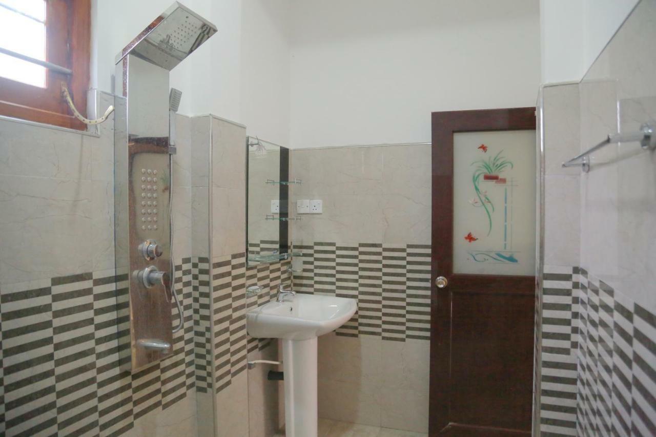 Gihan Guesthouse Мириса Екстериор снимка